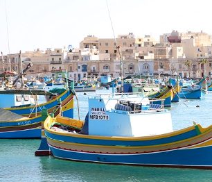 Chladné kamenné uličky maltské Valletty, Mdiny a Rabatu skrývají různorodou směsici kultur