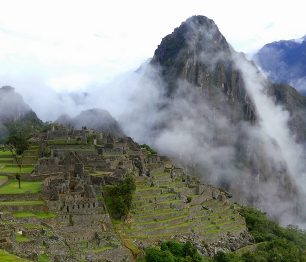 Peruánského horského ducha, legální psychotropní látky a New Age cestovatele najdete v Cuzcu a Pisacu