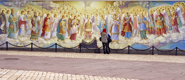 Unikátní atmosféru ukrajinského Kyjeva dotváří historická sovětská architektura, lahodné jídlo i vodka