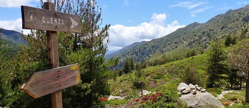 Korsická GR20, jedna z nejlepších turistických stezek na světě, očima holky s krosnou