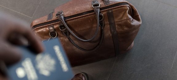 Fenomén cestování s příručním zavazadlem: jaké vybrat a jak ho zabalit?
