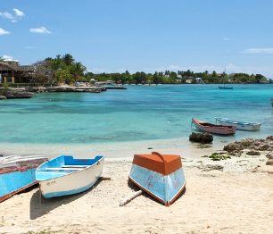 Bohatá flóra i fauna, písečné pláže a azurové moře i historická města – objevte Dominikánskou republiku