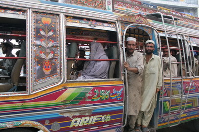 Praha &#8211; SAE &#8211; Pákistán &#8211; Afghánistán (Peshawar)