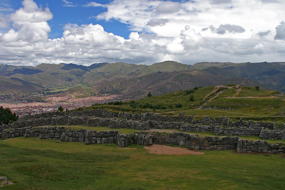 Sacsayhuaman