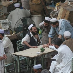 V ulicích Peshawaru