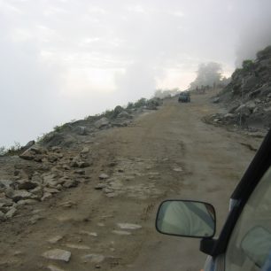 Na cestě mezi Phuentshonlingem a Kamji