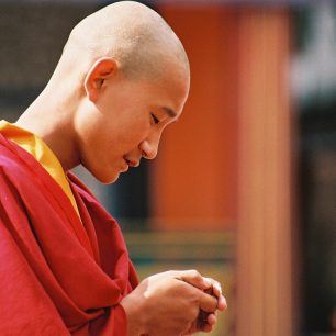 Mnich z kláštera Rumtek