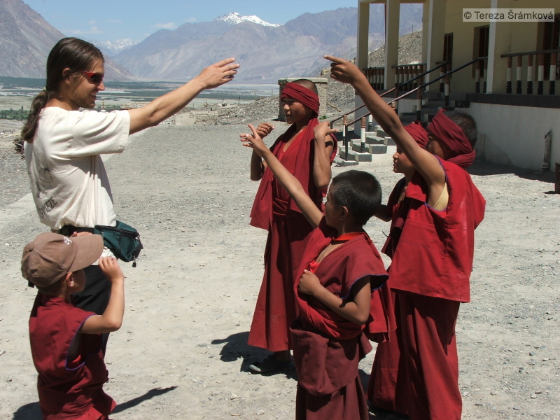 Výuka pod širým nebem, Ladakh, Indie