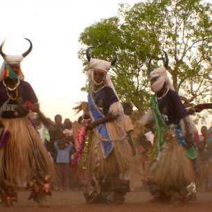 Tradiční tanec Kambala