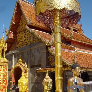 chrám na hoře Doi Suthep, Thajsko