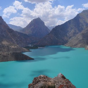 Jezero Iskanderkul, Fanské hory, Tádžikistán