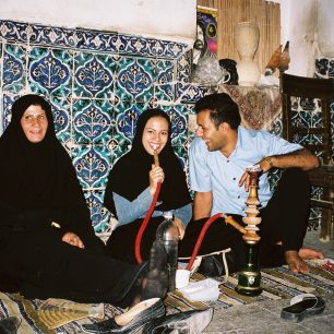 Vodní dýmky, čajovna Hamám-e-Chán, Kášán, Írán