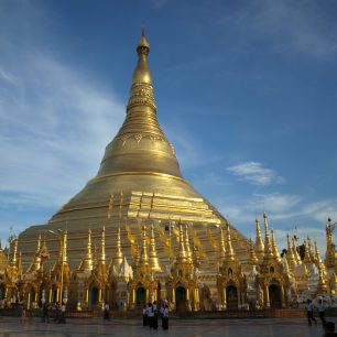 Zlatá pagoda, Rangún, Myanma