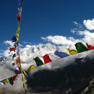 Údolí a vrcholky hor