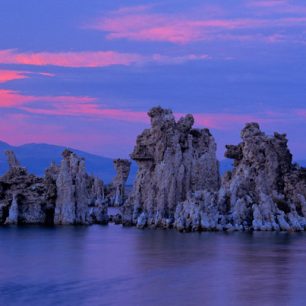 perex Mono lake