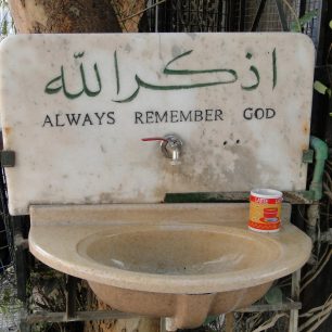 pamatuj na Boha: asi poslední naděje pro mnohé Syřany