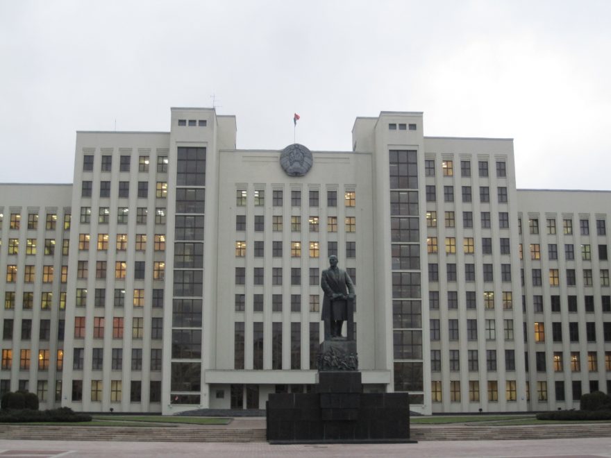 Minsk - budova parlamentu