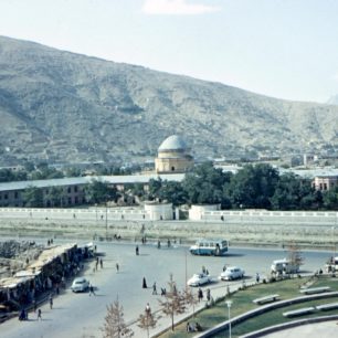 Centrum Kábulu, královská hrobka. Dnes již v troskách, Afghánistán