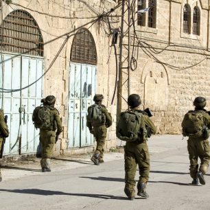 Tři tisícovky izraelských vojáků hlídají židovské osadníky