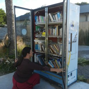 Knihovna v ledničce