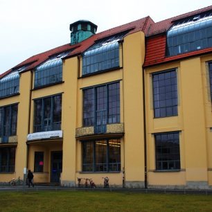 Hlavní budova Bauhaus univerzity