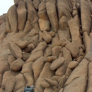 Masiv Al Uweinat, Libye