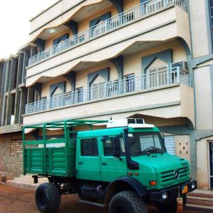 Auto vhodné pro jízdu v poušti