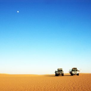 Poněkud depresivní panorama pouště