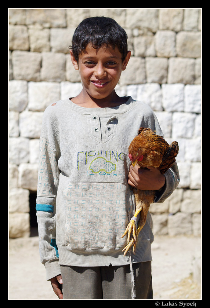 Výjimečně hodný chlapeček z vesnice u At-Tawily, Jemen