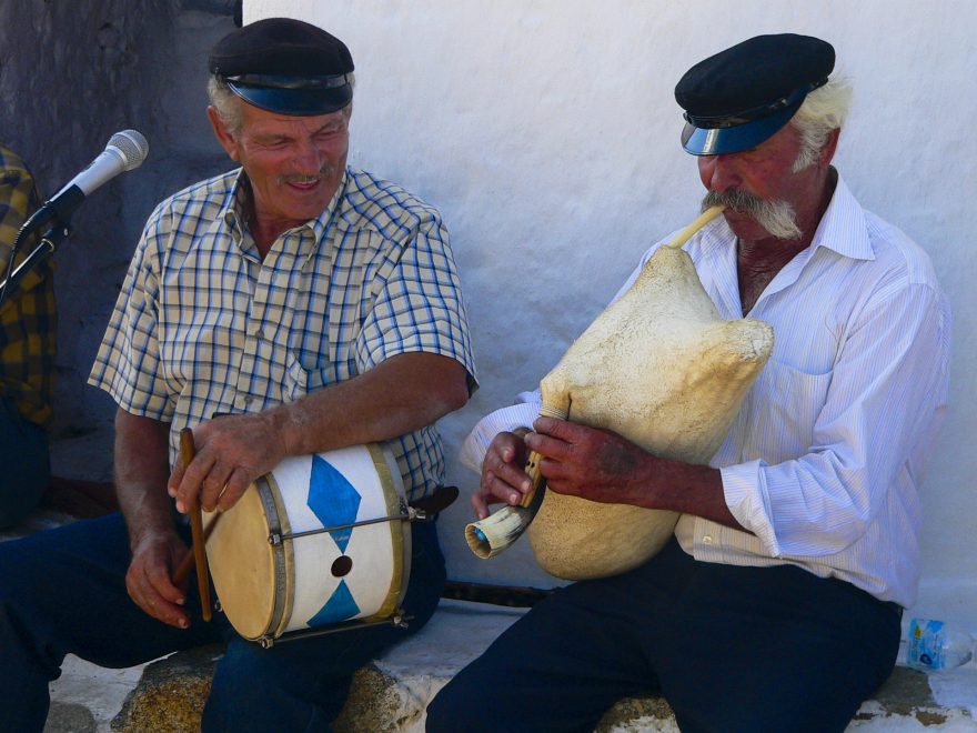 Veselé dožínky, Mykonos, Řecko