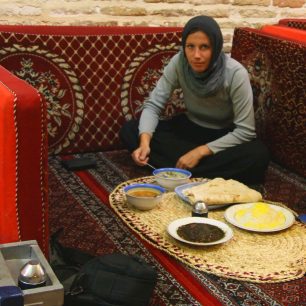 Chléb ke každému jídlu, Zanjan, Írán