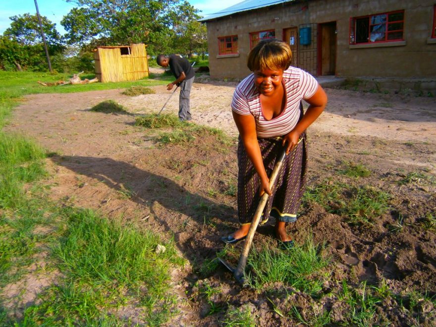 Zambijské ženy při práci