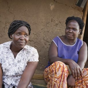 Právě tyto dívky sloužily v Konyho armádě