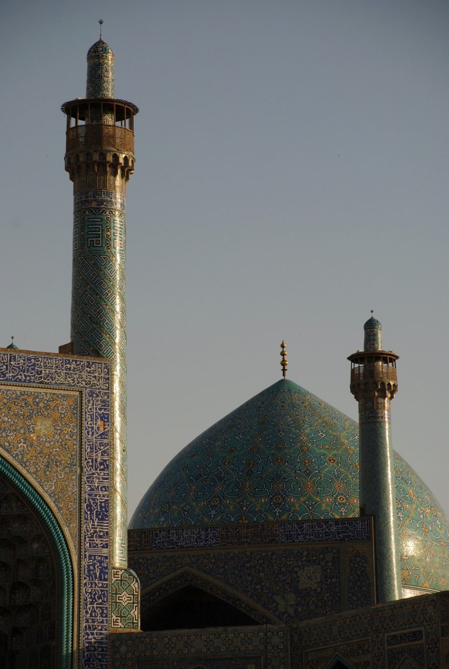 Šáhova mešita ze 17. století je hlavní dominantou Isfahánu.