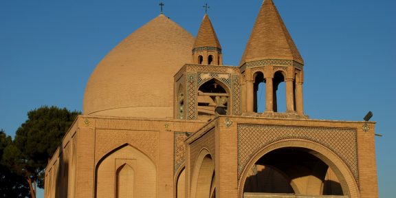 Mešity a paláce Íránu:Teherán, Kashan, Isfahan, Naqsh-e Rustam
