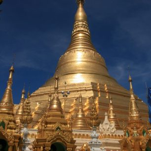 Pagody jsou v Barmě pokryté zlatem!