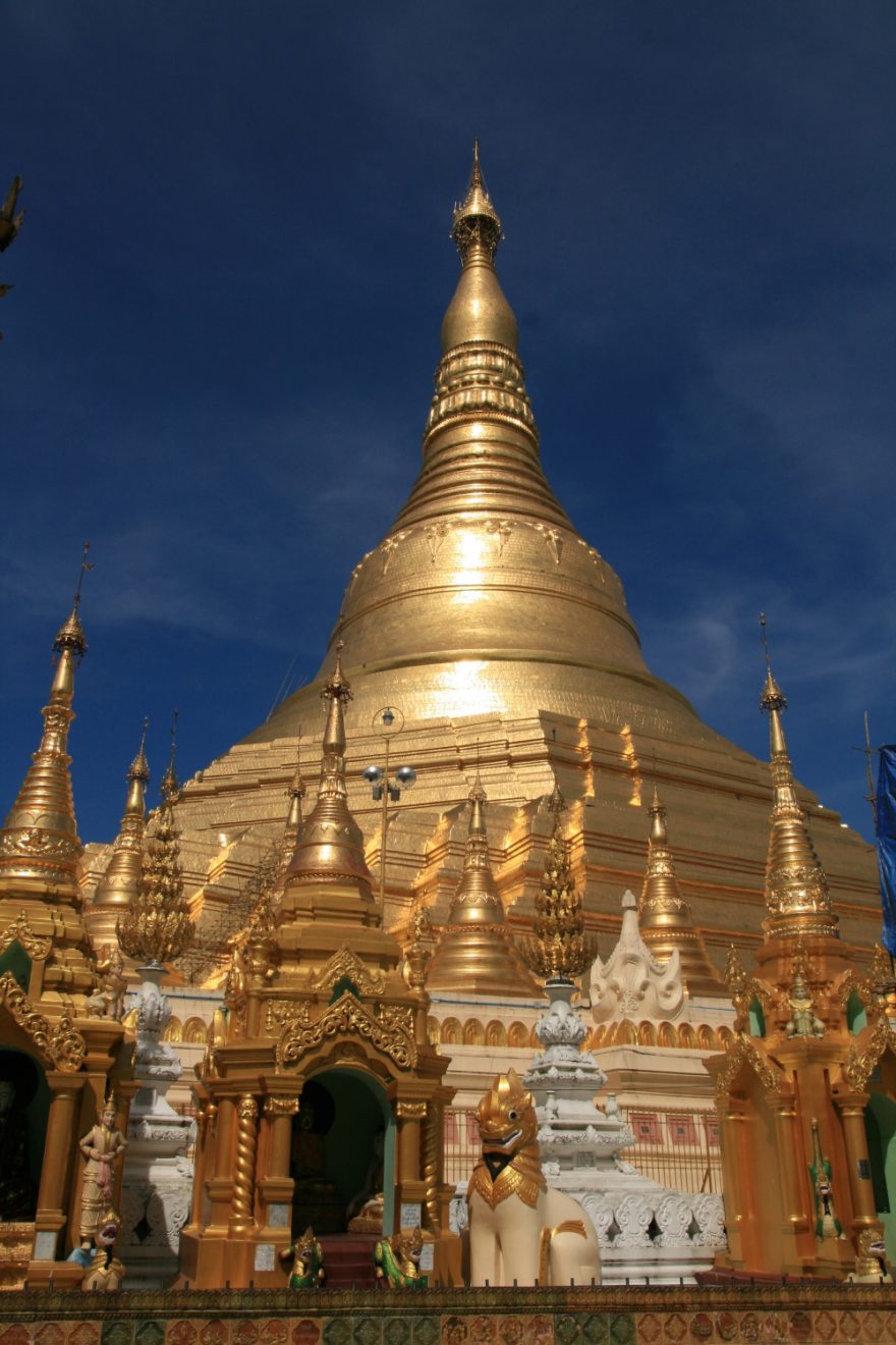 Pagody jsou v Barmě pokryté zlatem!