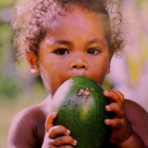 Děvčátko z Kaledonie