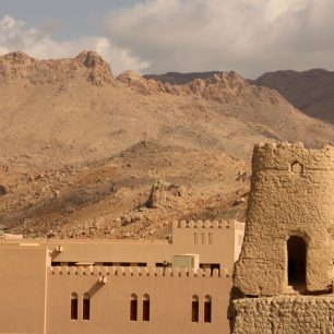 Omán ukrývá i nádherné hory