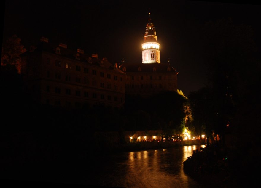 Noční Mostar