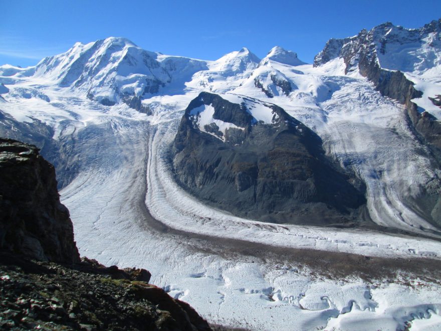 Výhled na švýcarské Alpy