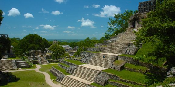 Jaguáří král jménem Kinich Janaab Pakal byl pohřben v mexickém Palenque