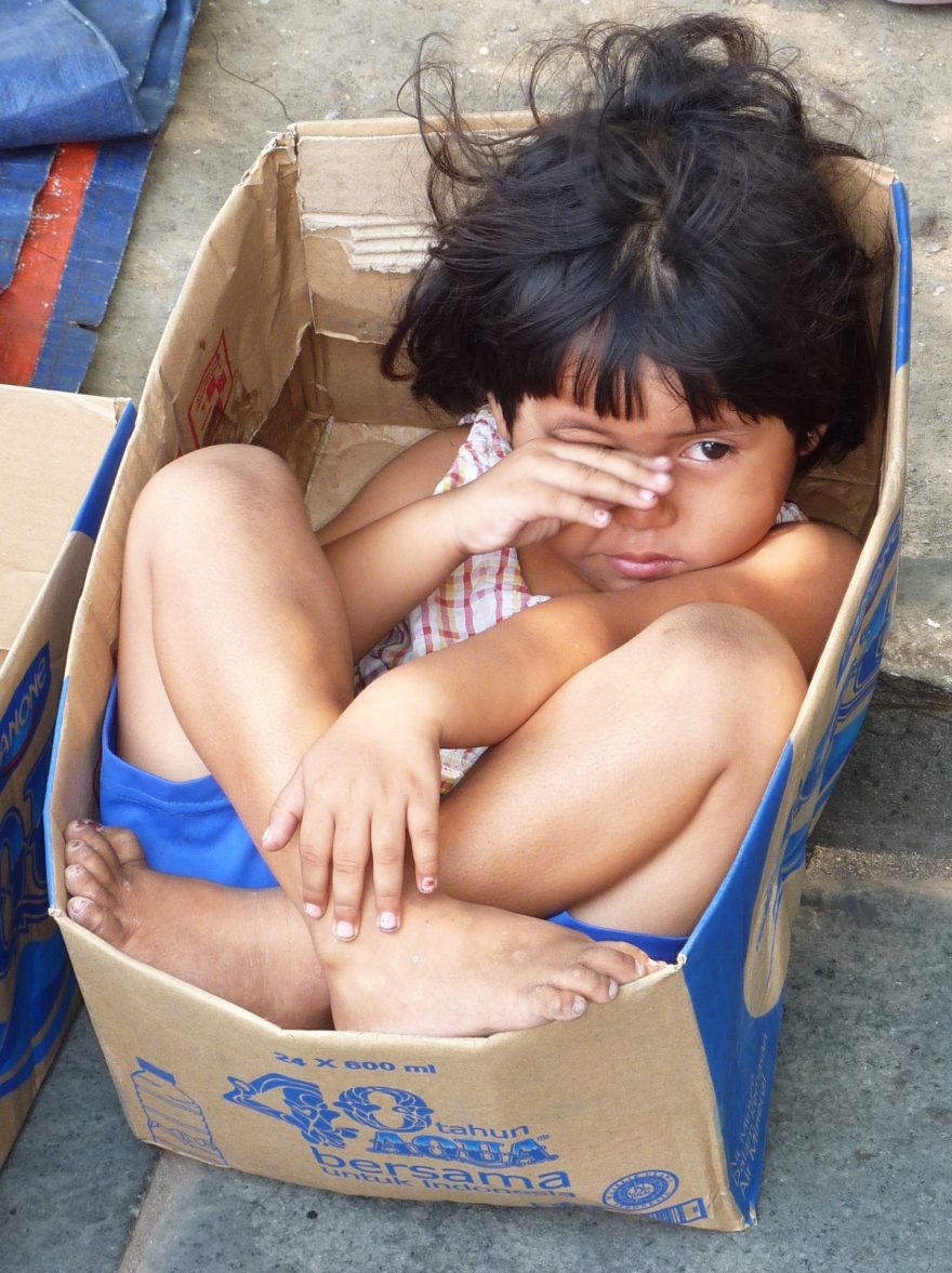 Život ve slumu v Jakartě, Indonésie