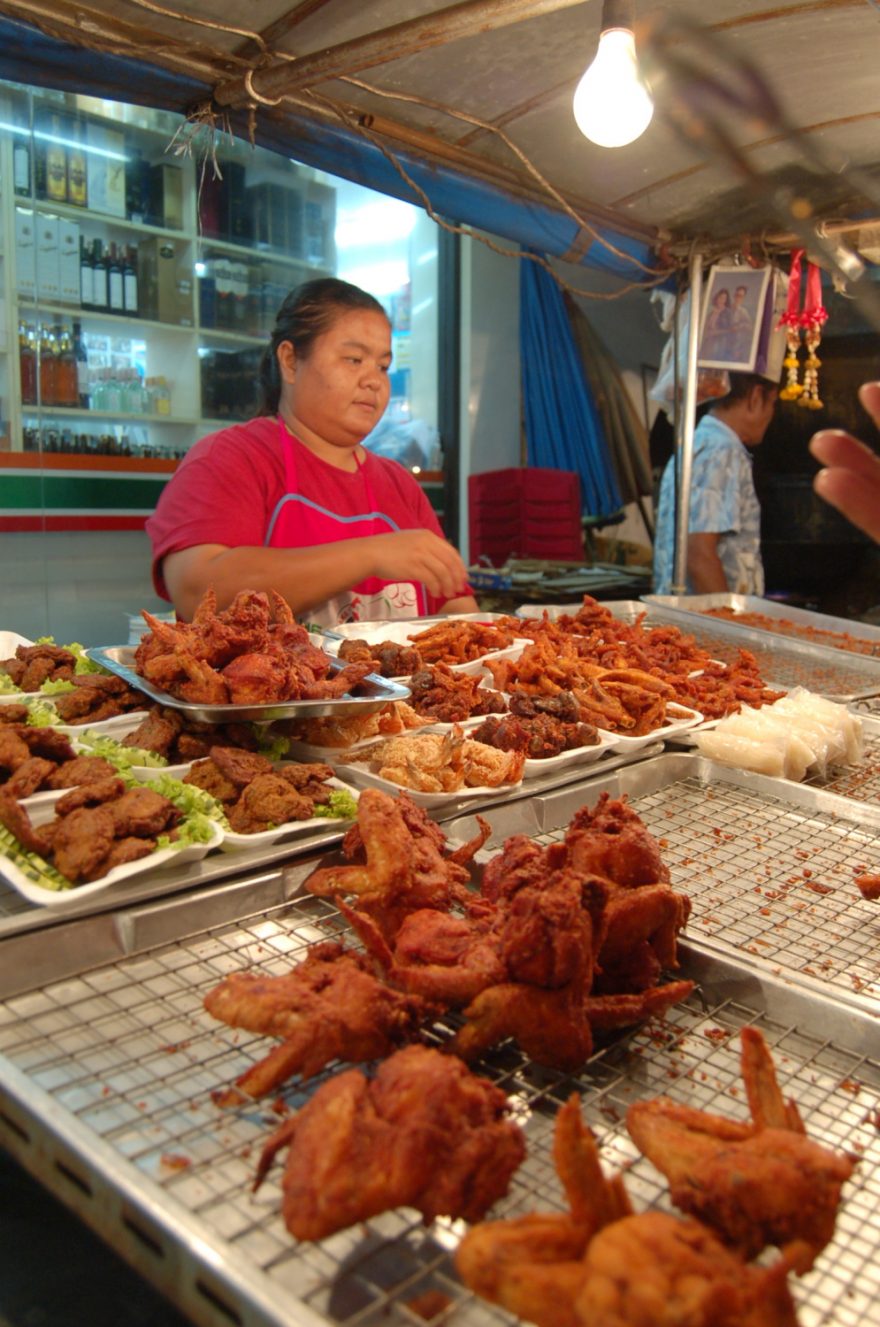 O Thajsko je známo, že polovina obyvatel vaří pro tu druhou polovinu