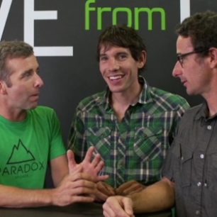 Alex při jedno z mnoha rozhovorů