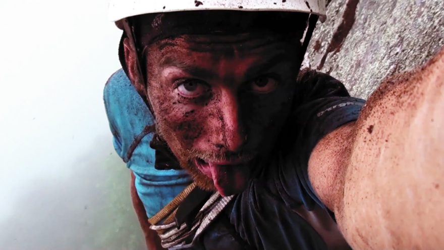 Leo se pere nejen se skálou, ale také s vlhkem