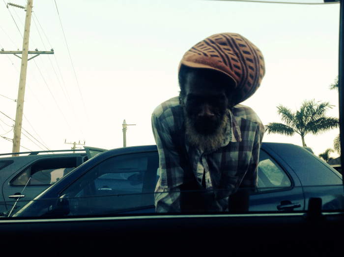 Mnoho Jamajčanů si vás bude zvědavě prohlížet kvůli barvě pleti