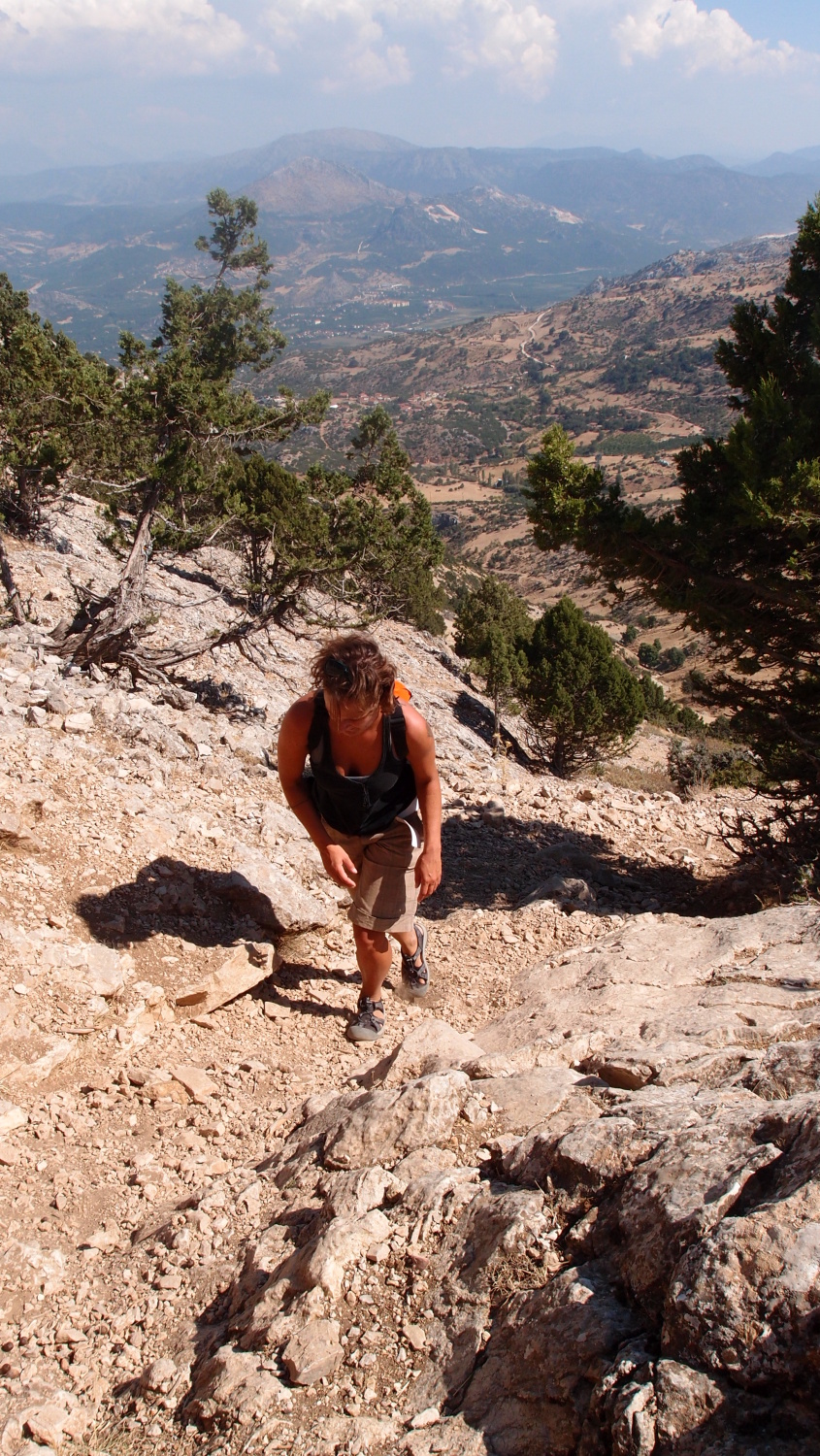 Z aktivit jsme vyřadili jen rizikovější sporty, jako je potápění. Další omezení je akorát neustálá potřeba pít a chodit čůrat.