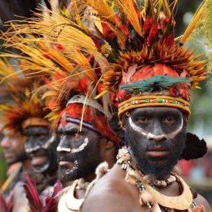 Kulturní skupina Wara Sinowai – provincie Simbu, Papua Nová Guinea