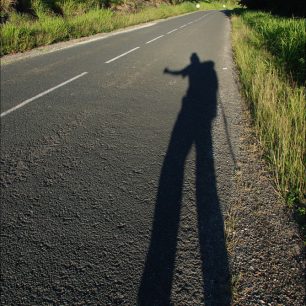 Lze překročit vlastní stín?